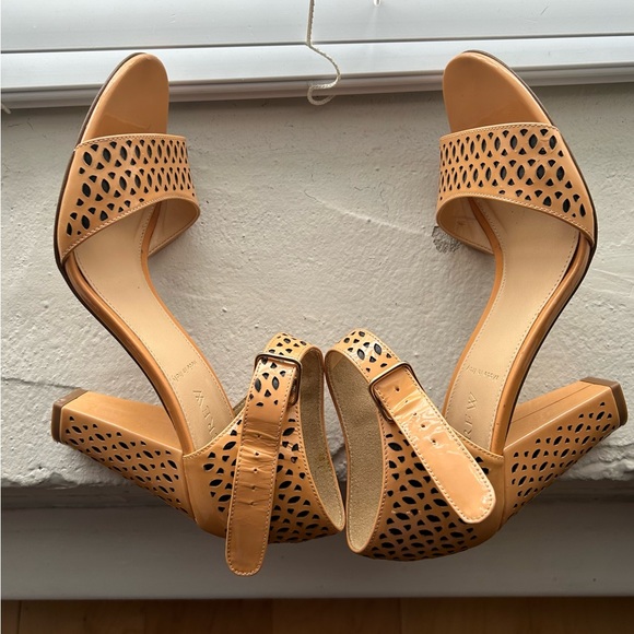 J Crew Patent Block Heel, 7.5 - Picture 8 of 9